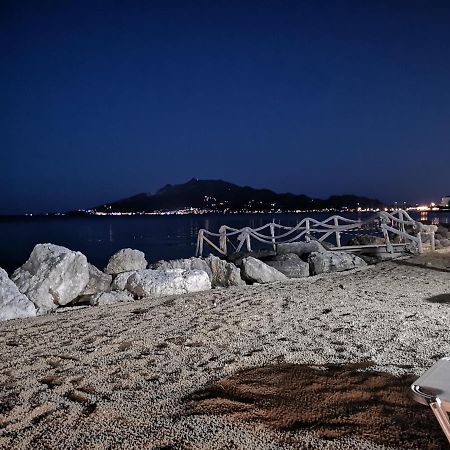 Point Ephemere Beachfront Apartments Zakynthos Town Exterior photo