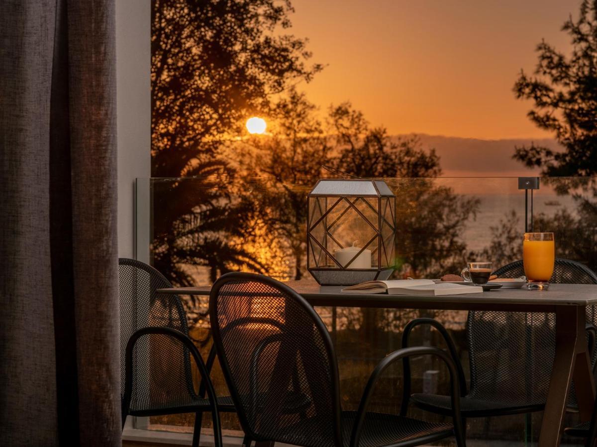 Point Ephemere Beachfront Apartments Zakynthos Town Exterior photo
